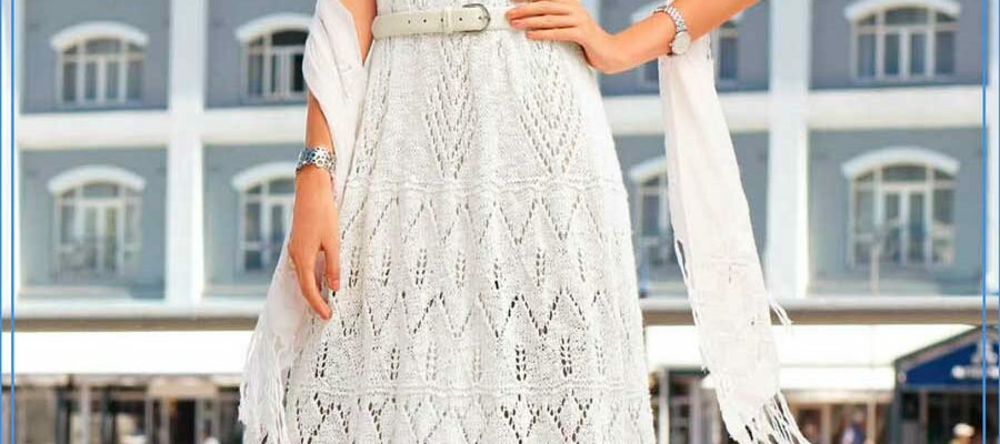 Вязаное ажурное платье вязаное спицами